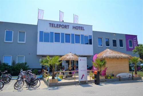 Amsterdam Teleport Hotel, Amsterdam